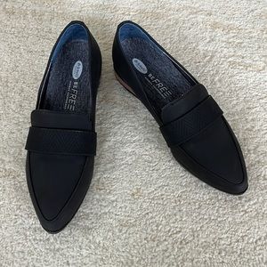 Dr. Scholl’s Esta Loafers Size 7 Women’s Black Slip On Loafers. Like new.